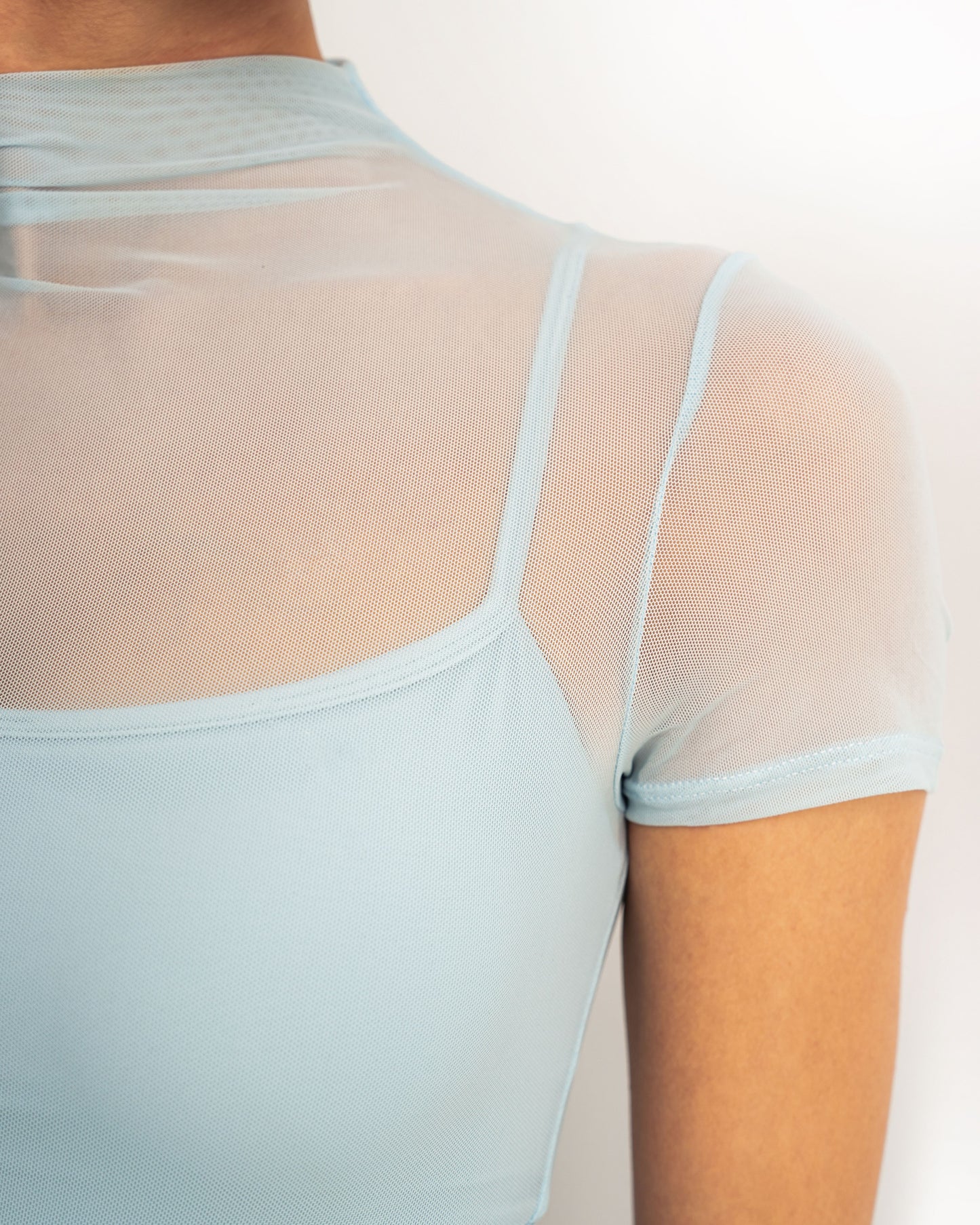 Топ-футболка Amelia Bright Sky Blue